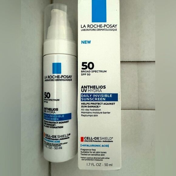 La Roche-Posay Anthelios UV Hydra Daily Invisible Sunscreen SPF 50 (1.7 fl.oz) - Picture 2 of 12